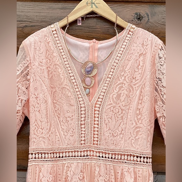 PEACH MAXI LACE FLOWER CHILD MAXI 🍑 BOHEMIAN DRESS NWOT - Picture 2 of 16